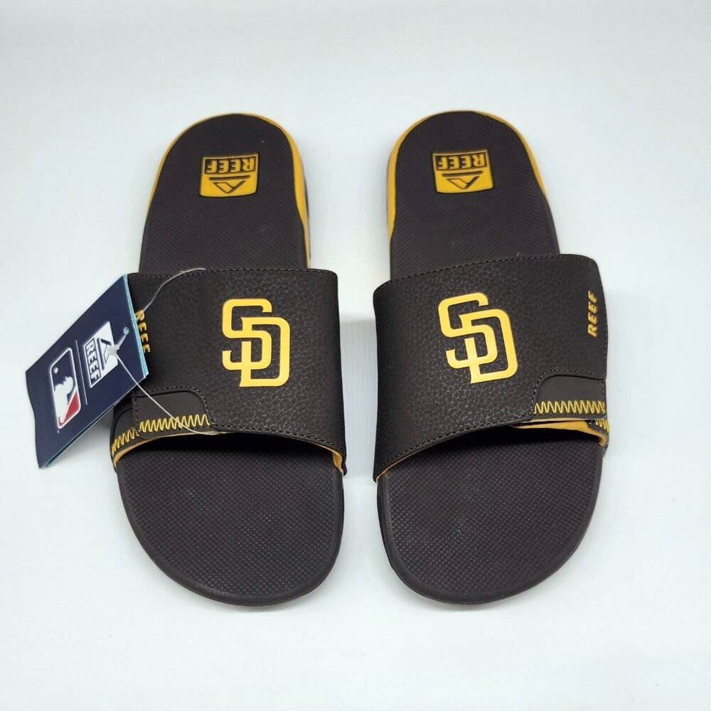 REEF San Diego Padres Fanning Bottle Opener Slides - Picture 3 of 14